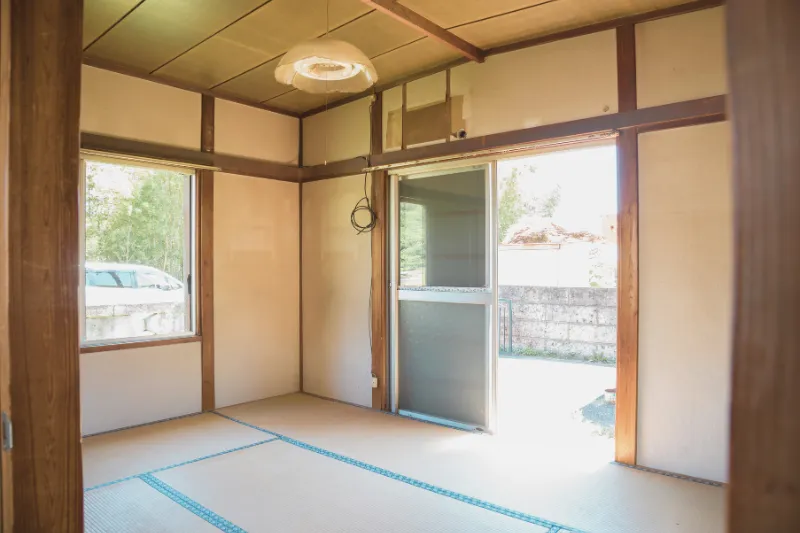 市場での売却と買取の両方をサポート