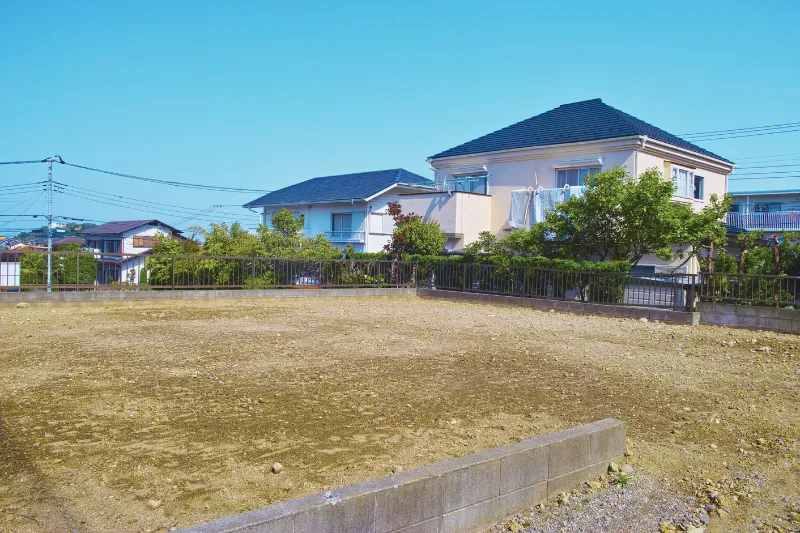 市場での売却と買取の両方をサポート